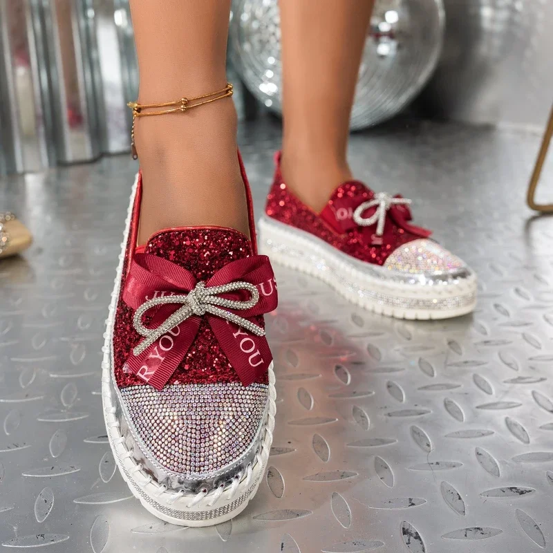High Quality Fashion Slip-On Loafers Casual Women's Low Heel Shoes Round Toe Flat Platform Plus Size 35-44 Shoes for Women Heels
High Quality Fashion Slip-On Loafers Casual Women's Low Heel Shoes Round Toe Flat Platform Plus Size 35-44 Shoes for Women Heels