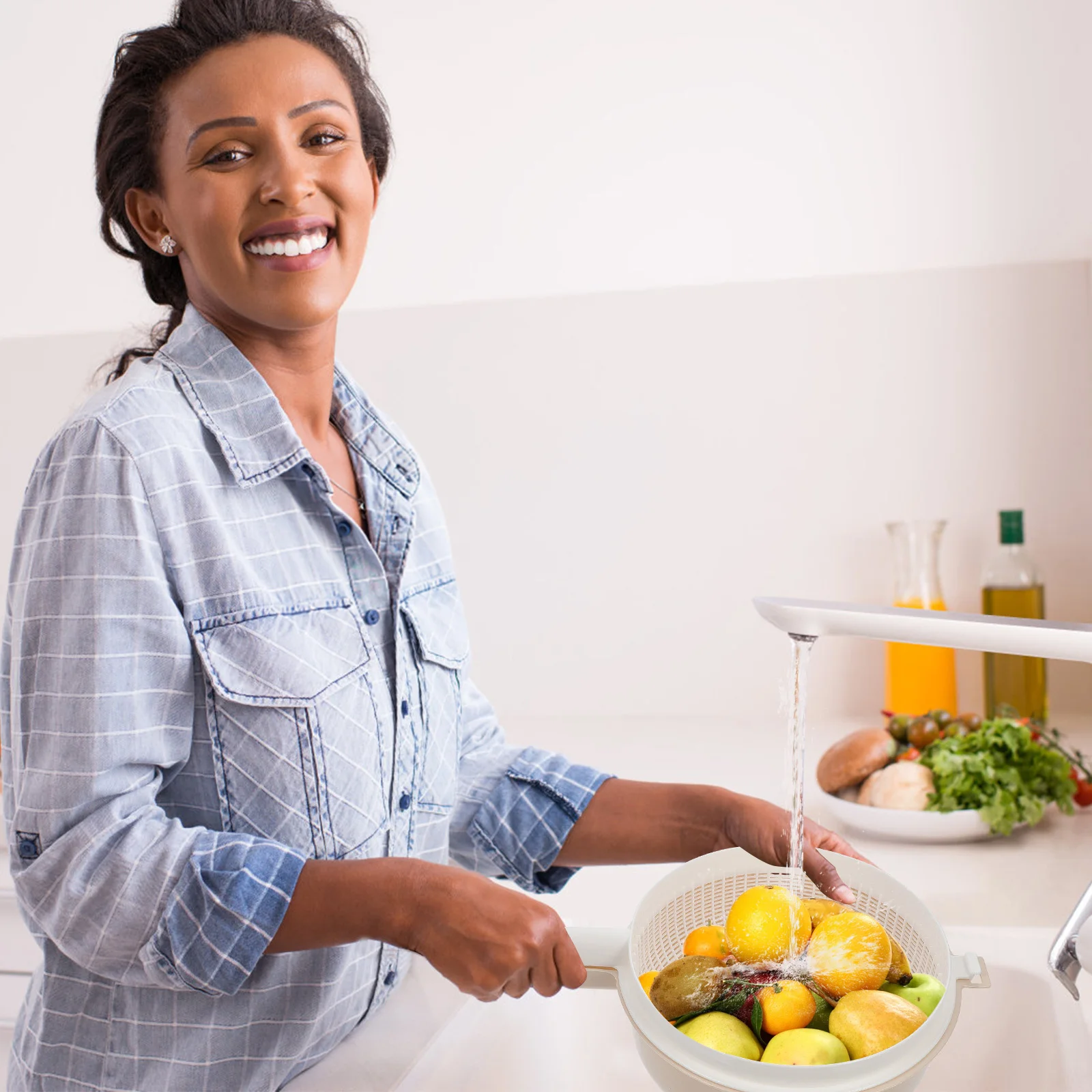 Efficient Vegetable Drying Basket with Handle Multi Purpose Fruit Strainer Kitchen Colander Bowl for Washing Produce and Pasta
Efficient Vegetable Drying Basket with Handle Multi Purpose Fruit Strainer Kitchen Colander Bowl for Washing Produce and Pasta