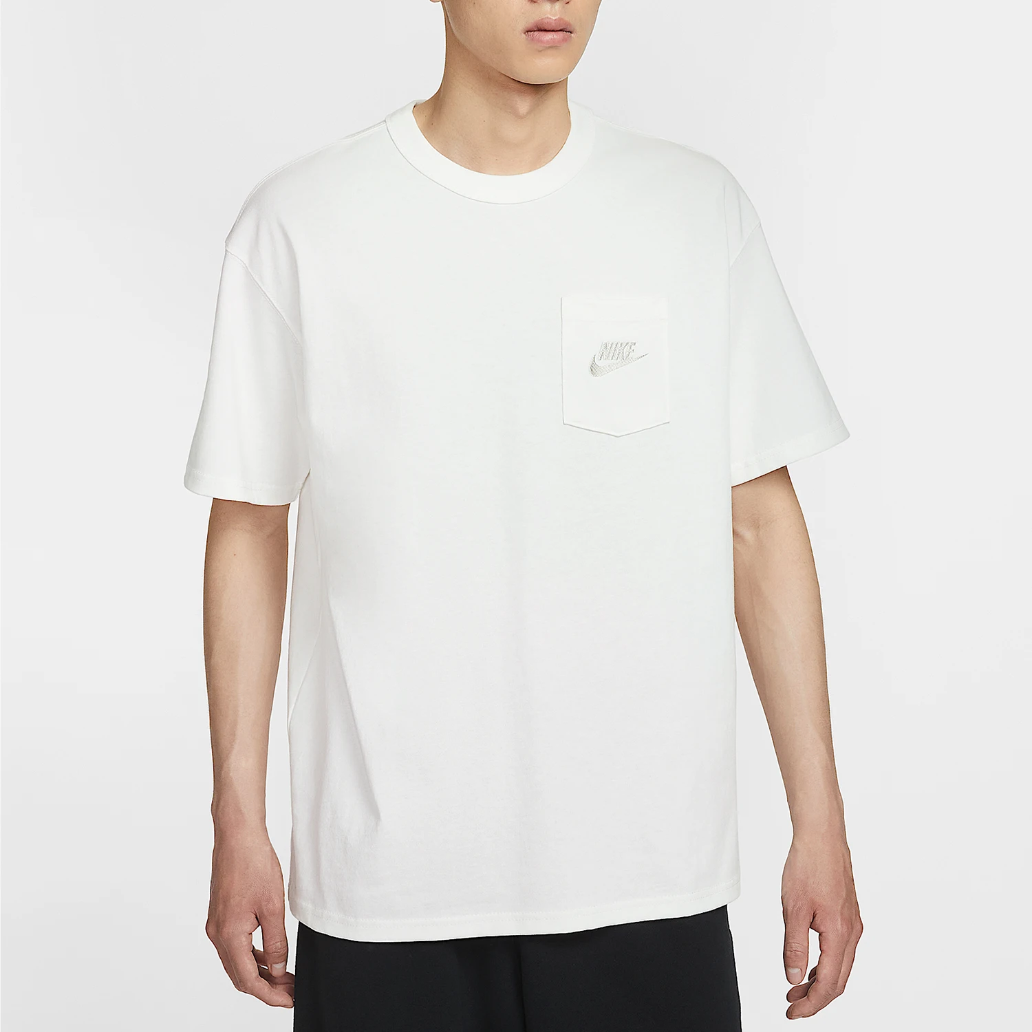 Nike Genuine Sportswear Men's Loose Casual Short Sleeve T-Shirt HQ9241-133
Nike Genuine Sportswear Men's Loose Casual Short Sleeve T-Shirt HQ9241-133