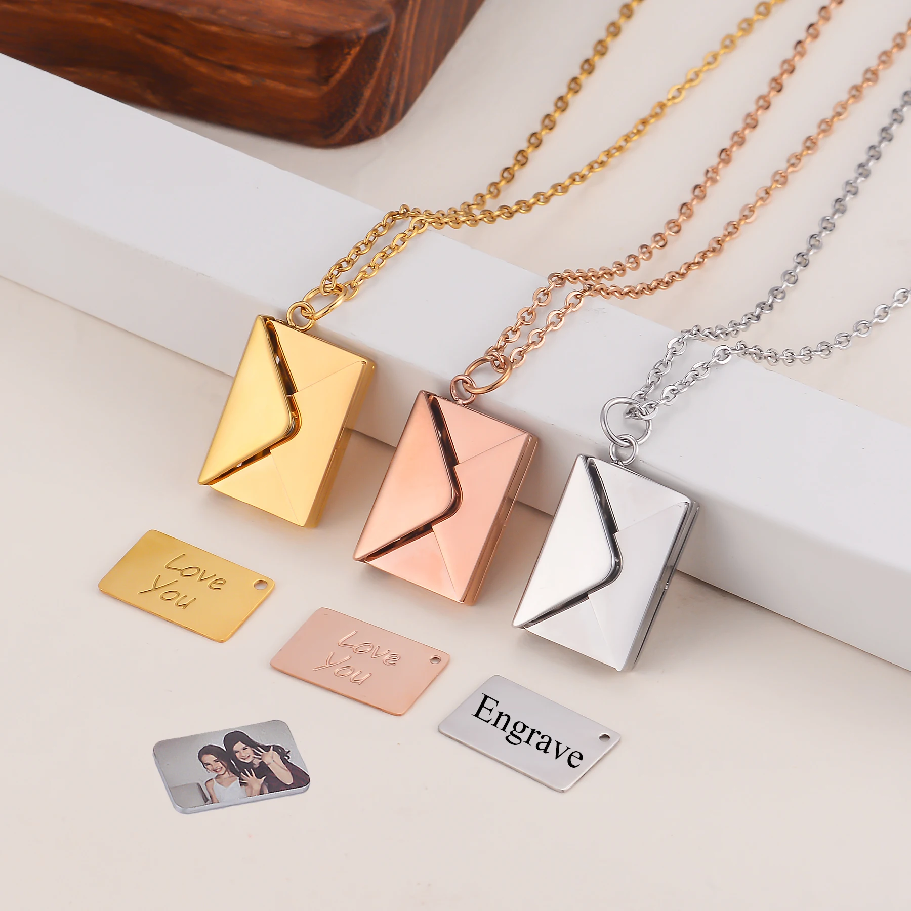 Fashion Envelope Pendant Necklace for Women Love Letter Confession Personalized Engraved Stainless Steel Jewelry Gift
Fashion Envelope Pendant Necklace for Women Love Letter Confession Personalized Engraved Stainless Steel Jewelry Gift
