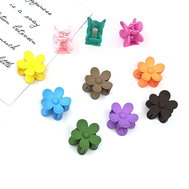Fashion Versatile Small Frosted Flower Hair Claw For Women Girls Cute Elegant Candy Color Flower Hair Clip Hair Accessories
Fashion Versatile Small Frosted Flower Hair Claw For Women Girls Cute Elegant Candy Color Flower Hair Clip Hair Accessories