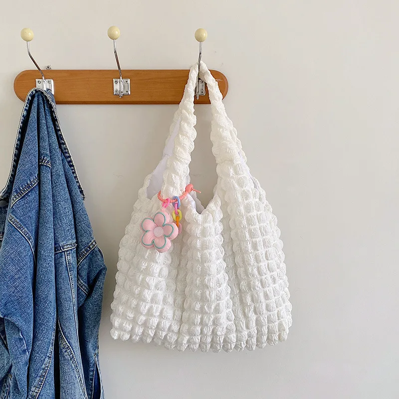 Модная и минималистичная сумка Bubble Cloud, пригородная плиссированная сумка, женская сумка подмышками на одно плечо 2025 года, ручная сумка-ведро
Модная и минималистичная сумка Bubble Cloud, пригородная плиссированная сумка, женская сумка подмышками на одно плечо 2025 года, ручная сумка-ведро