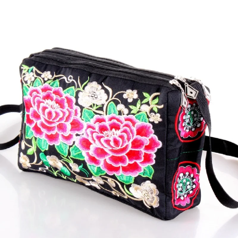 Women Shoulder Bag Travel Pouch Vintage Chinese style Floral Embroidered Crossbody Zip Bag Embroidered Mobile Phone Bag
Women Shoulder Bag Travel Pouch Vintage Chinese style Floral Embroidered Crossbody Zip Bag Embroidered Mobile Phone Bag
