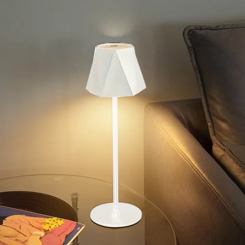 Rechargeable LED Desk Lamp Touch Switch 3 Colors Dimming For Bar Restaurant Hotel Living Room Ambiance Decoration Table Lighting
Rechargeable LED Desk Lamp Touch Switch 3 Colors Dimming For Bar Restaurant Hotel Living Room Ambiance Decoration Table Lighting