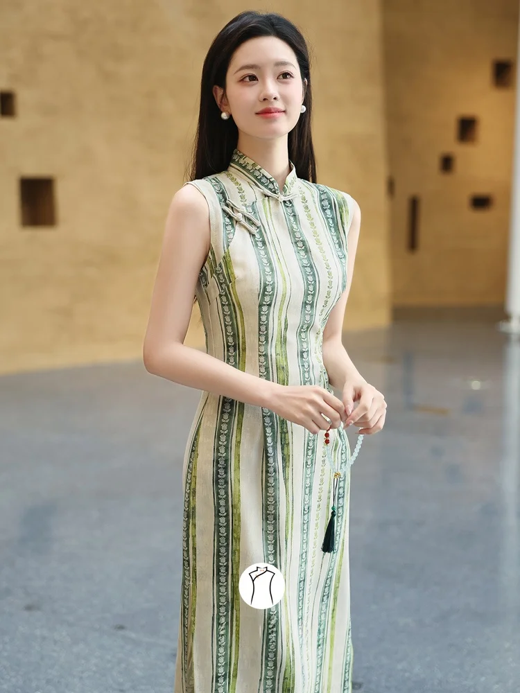 Green Sleeveless Striped Dress Artistic Retro Style Daily Wear Summer 2026 Long Qipao for Young Women Breathable
Green Sleeveless Striped Dress Artistic Retro Style Daily Wear Summer 2026 Long Qipao for Young Women Breathable