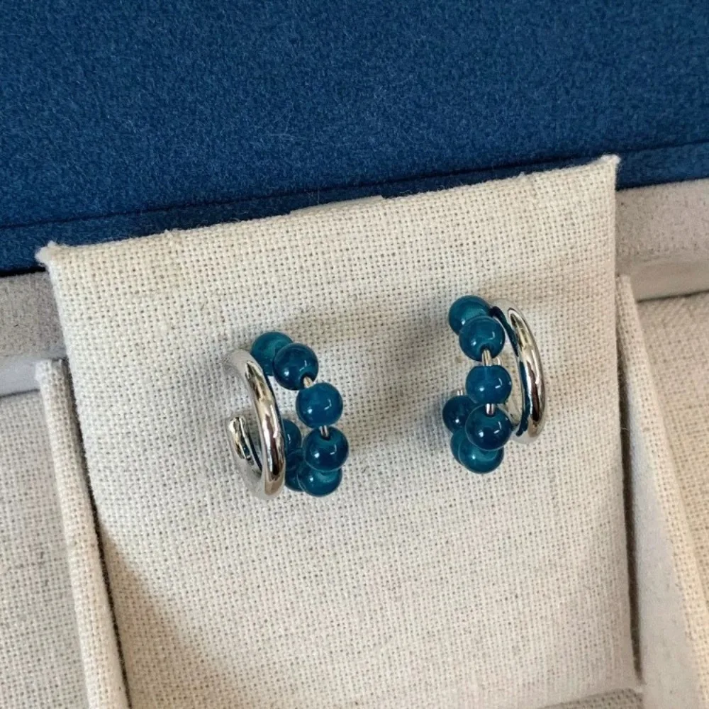 Vintage European American Korean Double C Hoop With Blue Beads Niche Elegant High Texture Daily Women Ear Accessories
Vintage European American Korean Double C Hoop With Blue Beads Niche Elegant High Texture Daily Women Ear Accessories