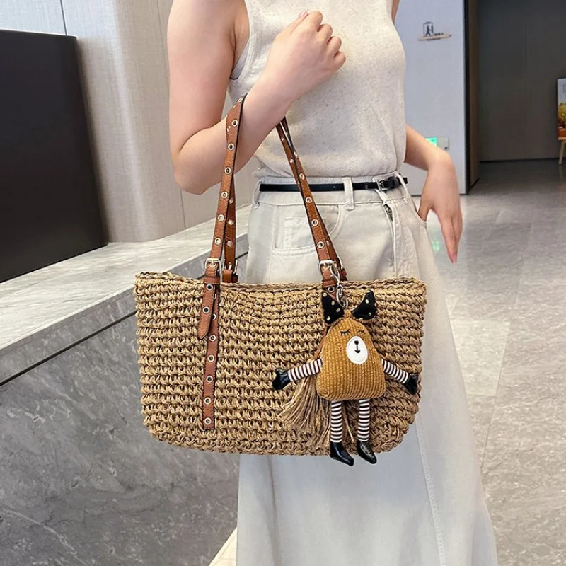 Верхняя женская сумка из воловьей кожи, модная винтажная парижская сумка, аккуратный просторный повседневный вид
Верхняя женская сумка из воловьей кожи, модная винтажная парижская сумка, аккуратный просторный повседневный вид 