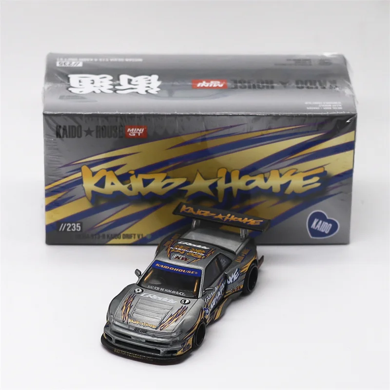 *chase* Kaido House x MINI GT 1:64 Silvia S13-R KAIDO DRIFT V1 gray
*chase* Kaido House x MINI GT 1:64 Silvia S13-R KAIDO DRIFT V1 gray