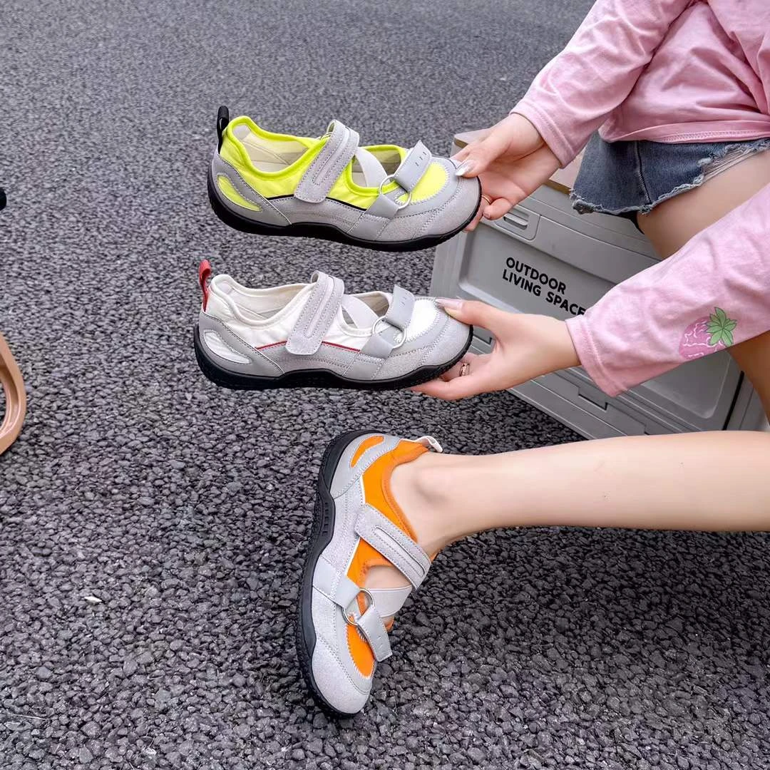 Women's Colorblock Velcro Strap Mary Jane Sneakers Breathable Casual Flat Shoes for Daily Outdoor Walking Travel Office Wear
Women's Colorblock Velcro Strap Mary Jane Sneakers Breathable Casual Flat Shoes for Daily Outdoor Walking Travel Office Wear