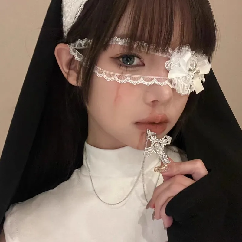 Goth white lace love eye mask punk sweet cool Halloween decoration dark cross photo couple cos accessories adult toys
Goth white lace love eye mask punk sweet cool Halloween decoration dark cross photo couple cos accessories adult toys