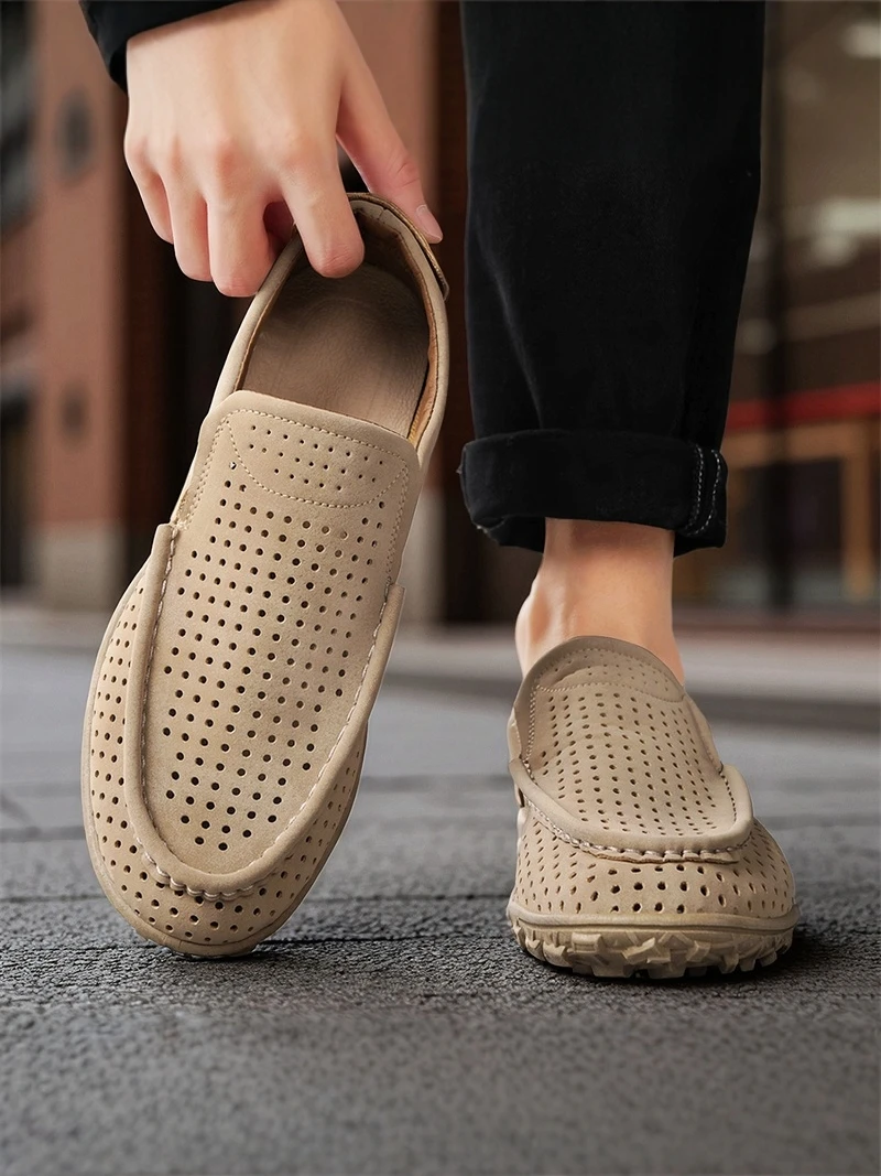 Casual Leather Shoes Men's Summer Breathable Hollow Hole Trendy Shoes Men's Slip-On Business Lightweight Soft Bottom Loafers
Casual Leather Shoes Men's Summer Breathable Hollow Hole Trendy Shoes Men's Slip-On Business Lightweight Soft Bottom Loafers