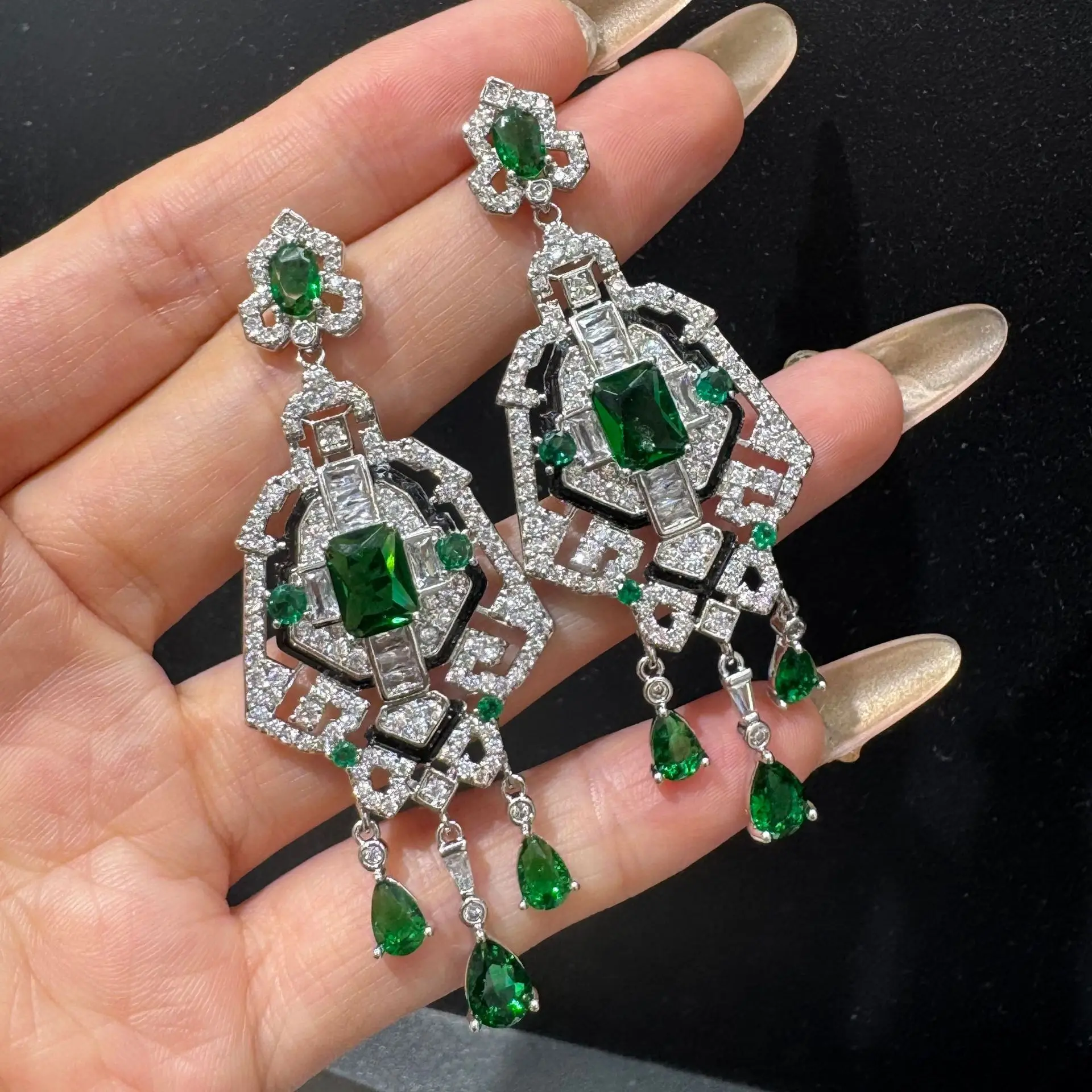 classy earrings for women luxury zirconia jewelry dinner party gown dangling earrings silver color white blue pink green
classy earrings for women luxury zirconia jewelry dinner party gown dangling earrings silver color white blue pink green