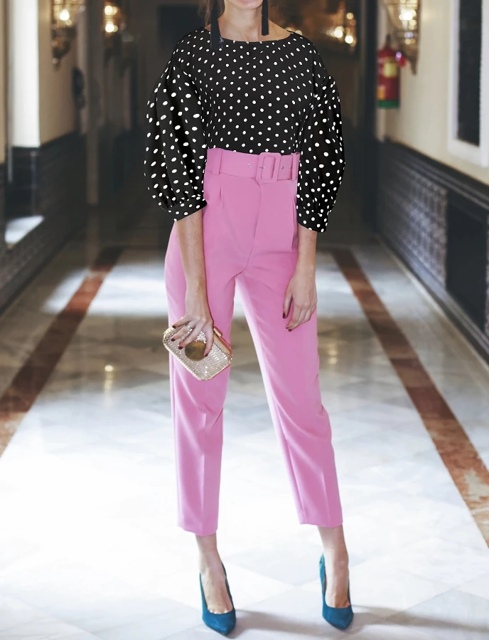 100pcs in stock women's lantern sleeve round neck polka dot top playful high-end shirt (shipped within 48 hours)
100pcs in stock women's lantern sleeve round neck polka dot top playful high-end shirt (shipped within 48 hours)