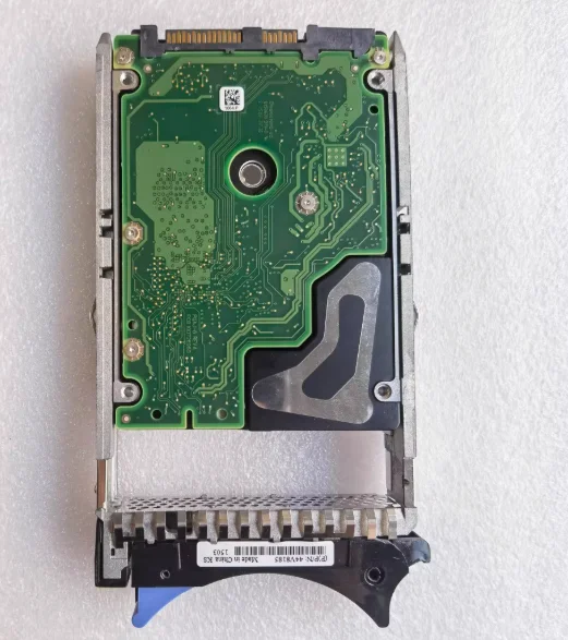 For 44V6838 44V6833 300G 10K SAS 2.5-inch P720 P750 hard drive
For 44V6838 44V6833 300G 10K SAS 2.5-inch P720 P750 hard drive