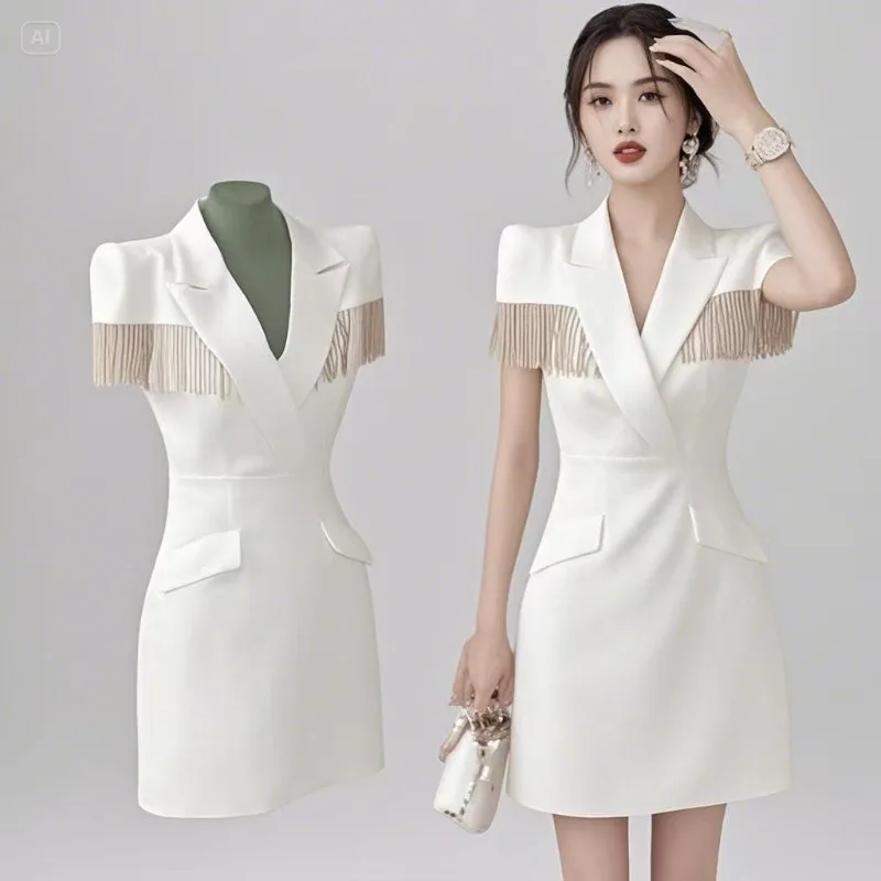 Small Douyin Popular Fashion Suit Skirt Women's Spring and Summer New Design Tassel Thin Dress Commuter High Appearance Level
Small Douyin Popular Fashion Suit Skirt Women's Spring and Summer New Design Tassel Thin Dress Commuter High Appearance Level
