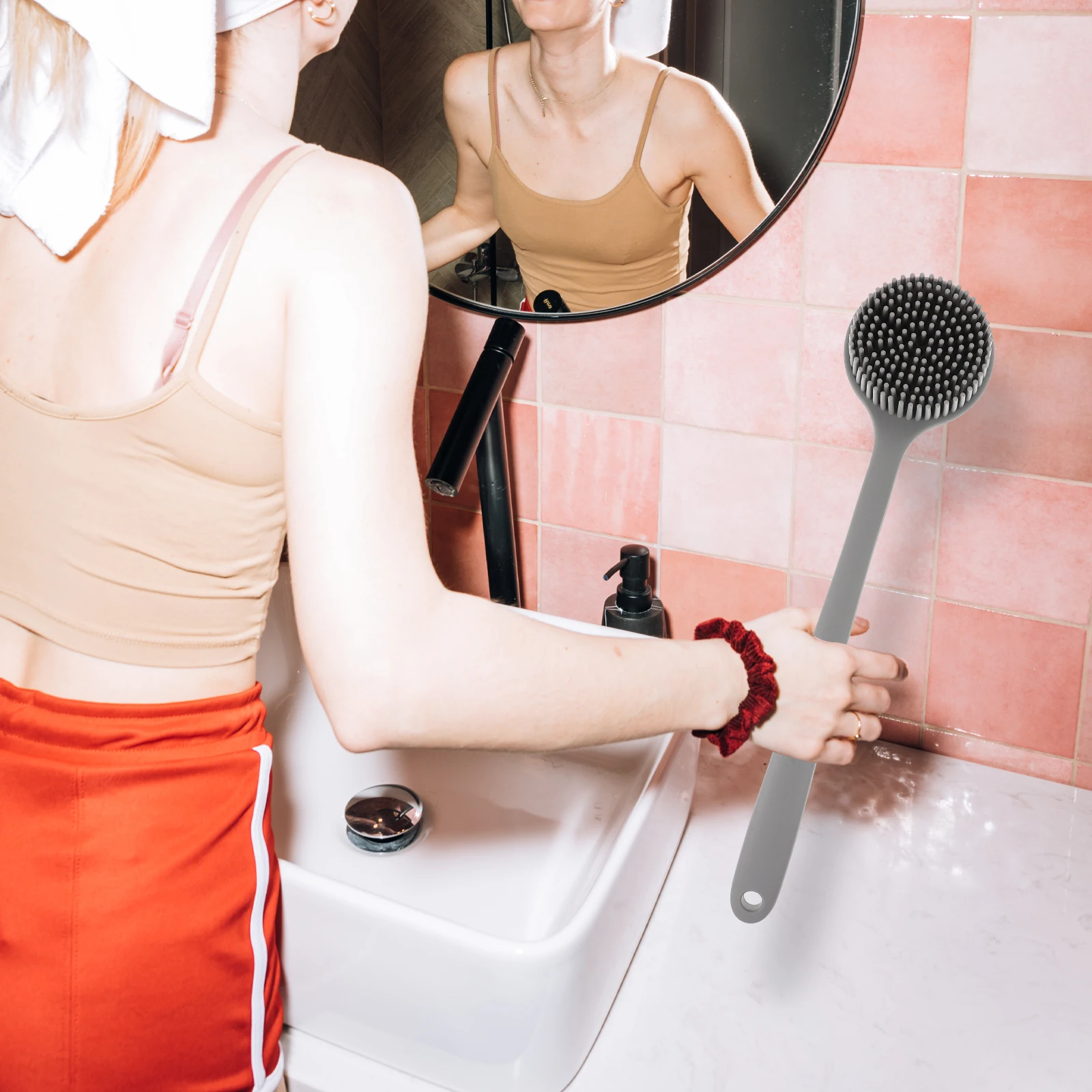 Bath Long Handle Elderly Grey Silicone Body Scrubber Loofah Bathing Man Body Scrub Shower Scrubber Silicone Loofah Bath Ball
Bath Long Handle Elderly Grey Silicone Body Scrubber Loofah Bathing Man Body Scrub Shower Scrubber Silicone Loofah Bath Ball