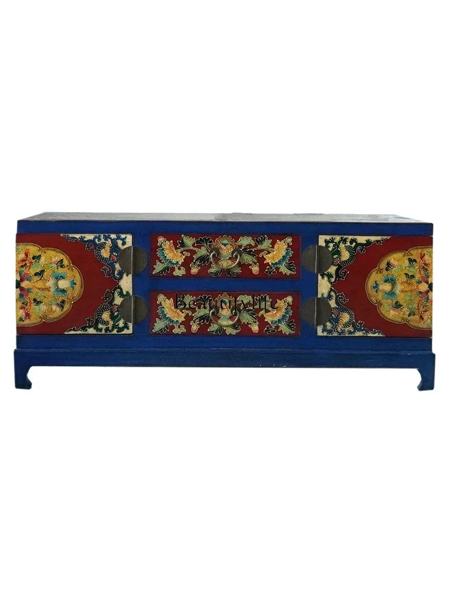 New Chinese solid wood painted coffee table retro old hand painted living room cabinet
New Chinese solid wood painted coffee table retro old hand painted living room cabinet
