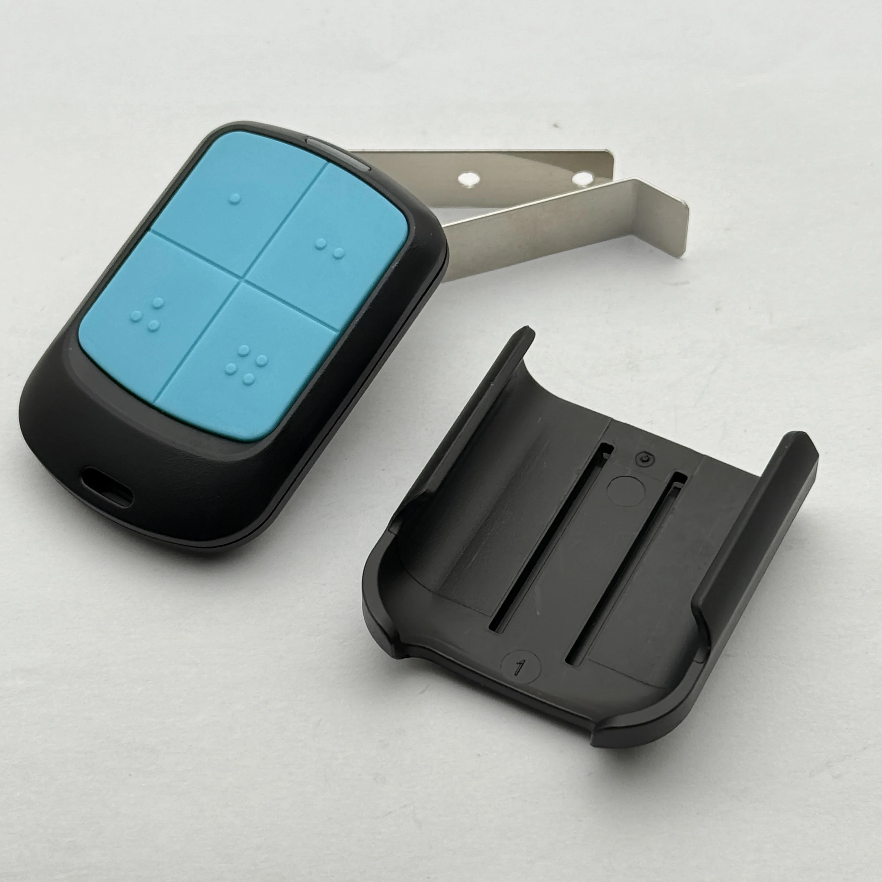 3pcs Powertech PR2 PR4 PR1 Garage Door Remote Control 433.92MHz Rolling Code Garage Door Opener Transmitter
3pcs Powertech PR2 PR4 PR1 Garage Door Remote Control 433.92MHz Rolling Code Garage Door Opener Transmitter