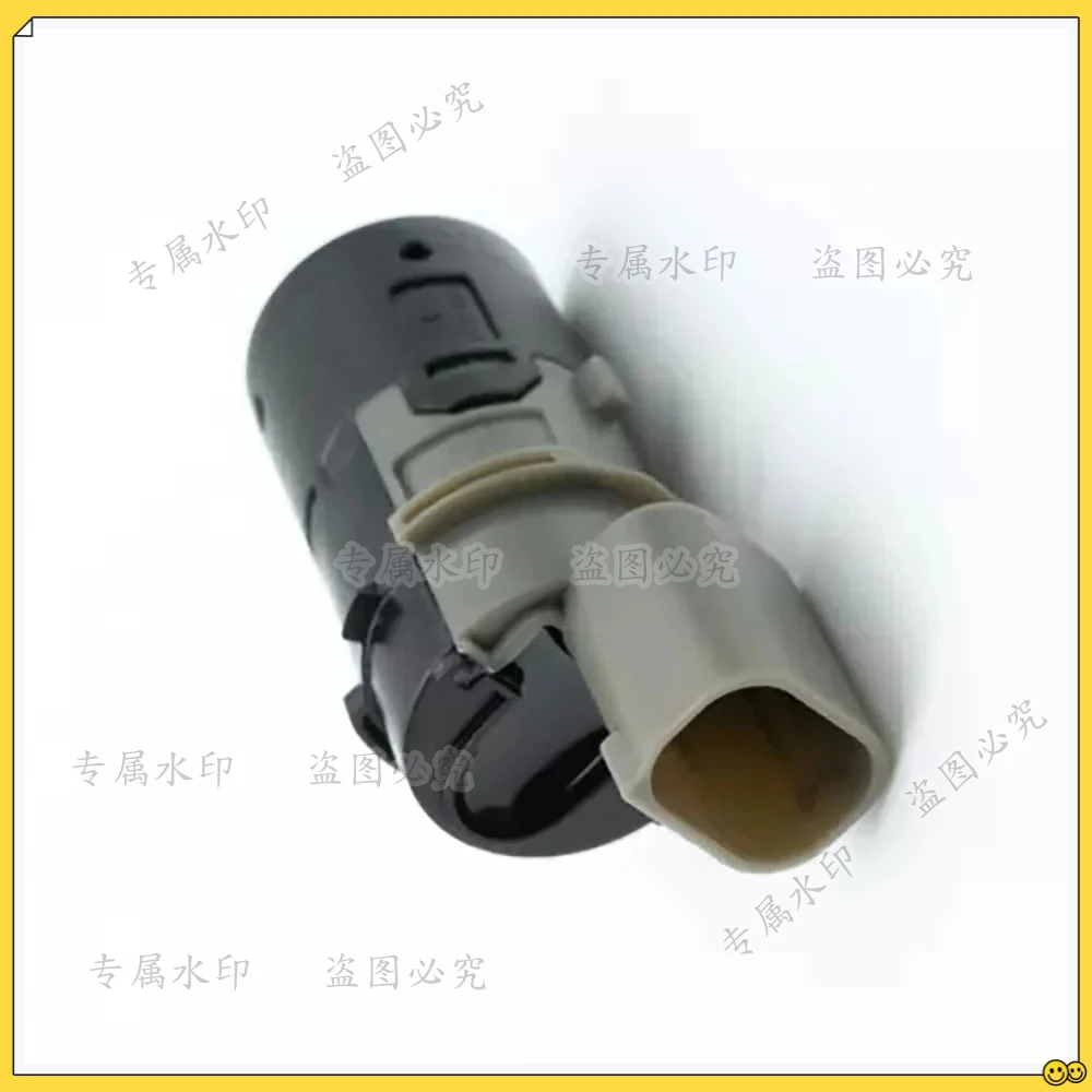Parking sensor 5 Series for BMW E60 E61 PDC front painted in titanium silver 354 NEW silver
Parking sensor 5 Series for BMW E60 E61 PDC front painted in titanium silver 354 NEW silver