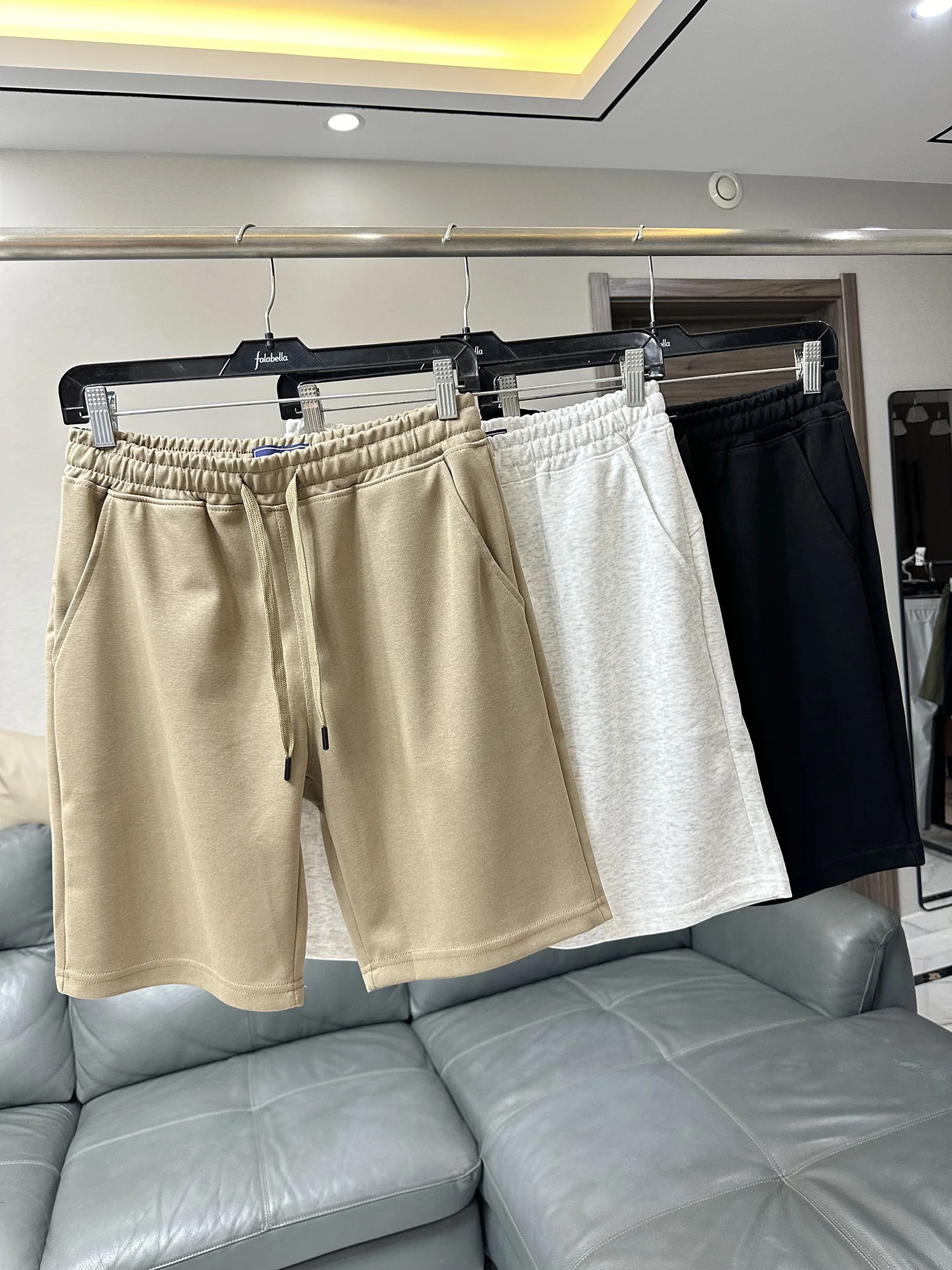 Comfortable Cotton Knitted Men's Summer Shorts Elastic Waist Straight Leg Casual Five-Point Pants Breathable Soft Polyester B...
Comfortable Cotton Knitted Men's Summer Shorts Elastic Waist Straight Leg Casual Five-Point Pants Breathable Soft Polyester B...