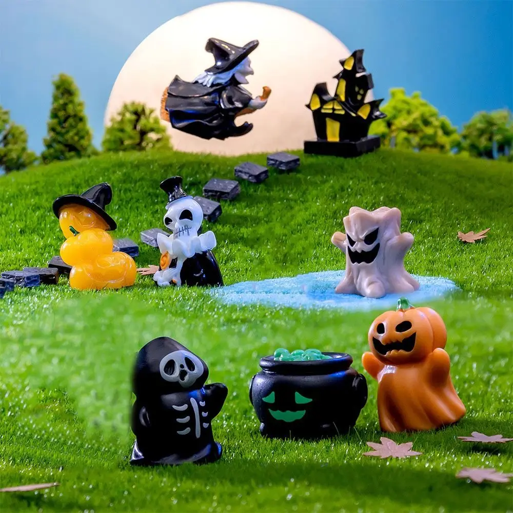 Multicolor Miniature Witch Figurine Halloween Resin Desktop Knick-knack Micro Landscape Fairy Garden Cartoon Pumpkin Statue
Multicolor Miniature Witch Figurine Halloween Resin Desktop Knick-knack Micro Landscape Fairy Garden Cartoon Pumpkin Statue