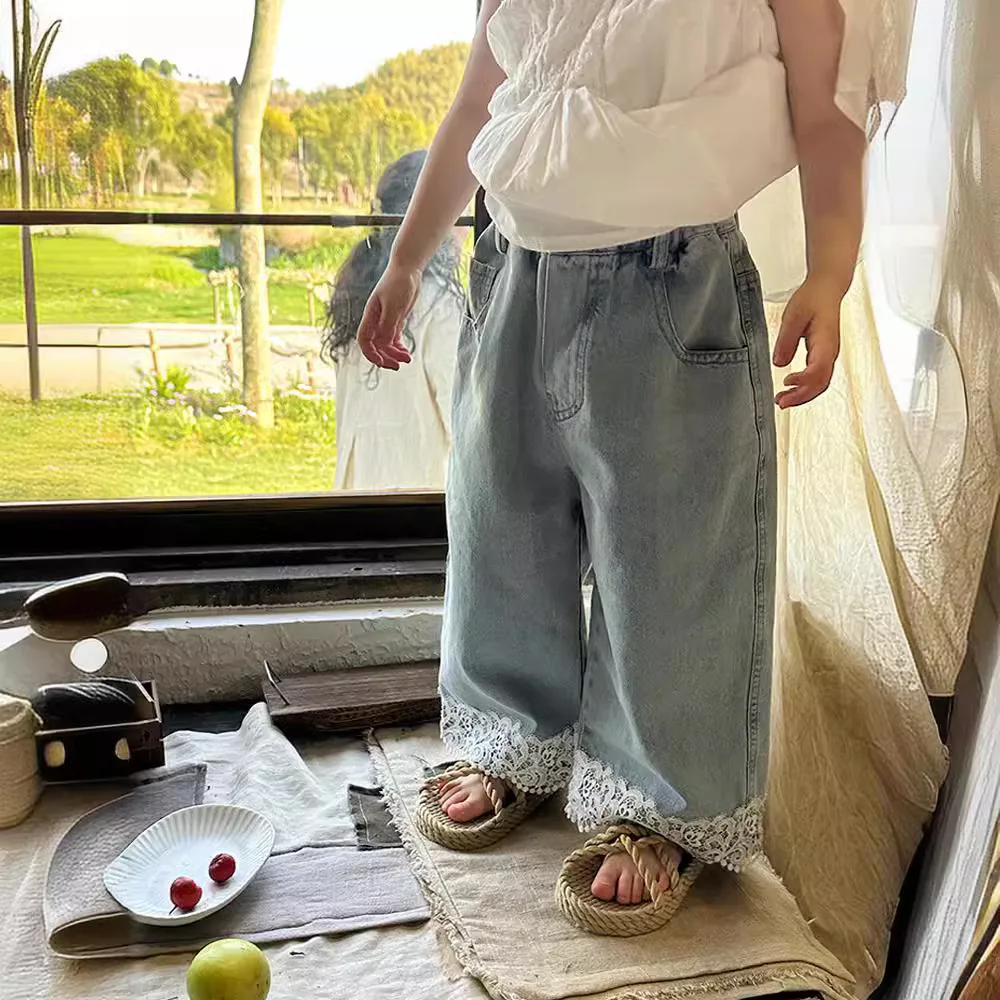Children Lace Jeans Pant 2024 Summer New Korean Style Girls Straight Pants Lace Wide-leg Pants Baby Girl Fashion Jean Pants
Children Lace Jeans Pant 2024 Summer New Korean Style Girls Straight Pants Lace Wide-leg Pants Baby Girl Fashion Jean Pants