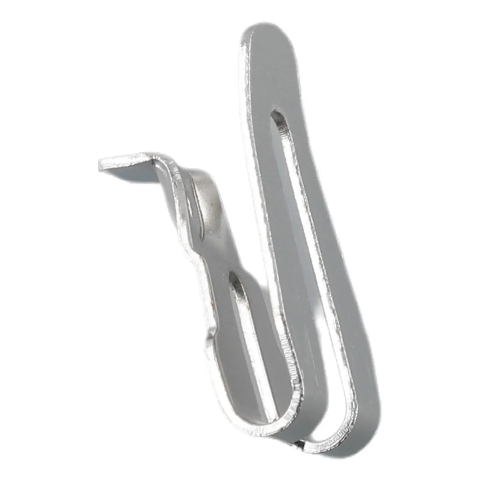 High Quality Metal Belt Hook Clip for 18V Power Tools Compatible with P320 Easy to Use Kit Included Part Number 633586002
High Quality Metal Belt Hook Clip for 18V Power Tools Compatible with P320 Easy to Use Kit Included Part Number 633586002
