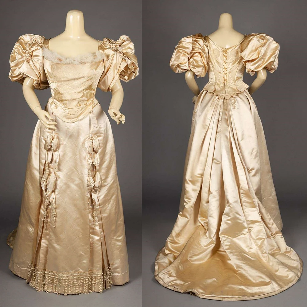 1890s Wedding Costume Civil War Southern Belle Ball Gown Victorian Princess Puff Sleeve Train Dress Historical Duchess Tea Party
1890s Wedding Costume Civil War Southern Belle Ball Gown Victorian Princess Puff Sleeve Train Dress Historical Duchess Tea Party