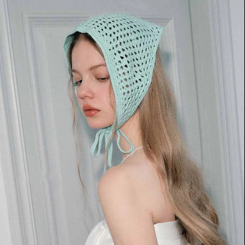 French Retro Elegant Hollow Knitted Headbands for Women Summer Autumn Seaside Vacation Versatile Fashion Strap Pullover Hats
French Retro Elegant Hollow Knitted Headbands for Women Summer Autumn Seaside Vacation Versatile Fashion Strap Pullover Hats