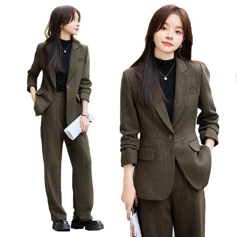 Pop 2024 Spring And Autumn New Fashion Wool Blends Blazer Coat Trousers Two Piece Women's Elegant Casual Suit Jacket Pants Set
Pop 2024 Spring And Autumn New Fashion Wool Blends Blazer Coat Trousers Two Piece Women's Elegant Casual Suit Jacket Pants Set