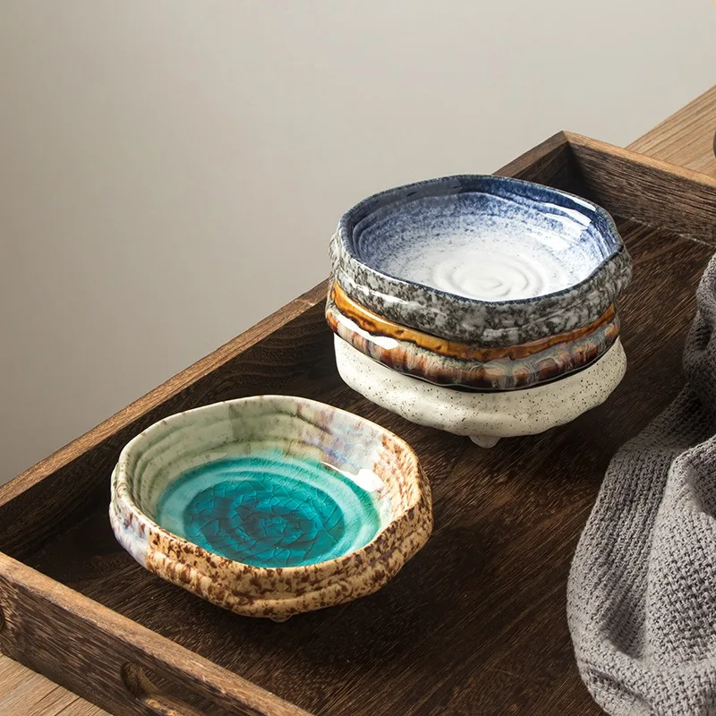 Japanese Kiln-fired Deformed Bowl Creative Four-Legged Plate Restaurant Home Snack Dishes Sushi Seasoning Bowl Kitchen Tableware
Japanese Kiln-fired Deformed Bowl Creative Four-Legged Plate Restaurant Home Snack Dishes Sushi Seasoning Bowl Kitchen Tableware