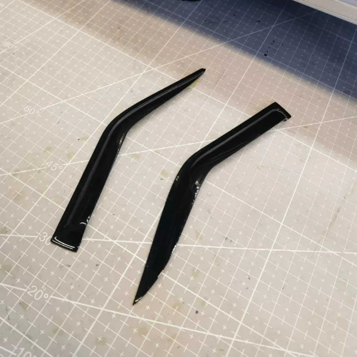3D Print Window Visor fit KM Raptor f150 for 1/8 scale RC Crawler car toys Upgrade part
3D Print Window Visor fit KM Raptor f150 for 1/8 scale RC Crawler car toys Upgrade part