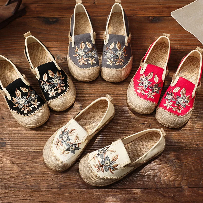 Women Casual Shoes Flat Breathable Non-slip Soft Soled Female Footwear Alpargatas Femininas Cloth Handmade Ethnic Style Sapatos
Women Casual Shoes Flat Breathable Non-slip Soft Soled Female Footwear Alpargatas Femininas Cloth Handmade Ethnic Style Sapatos