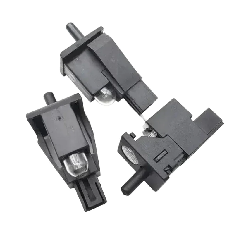 Glove Box Lamp for Chery A3 A5 Fora E5 Amulet Eastar G3 G5 G6 Glove Box Light Contact Switch Car Accessories
Glove Box Lamp for Chery A3 A5 Fora E5 Amulet Eastar G3 G5 G6 Glove Box Light Contact Switch Car Accessories