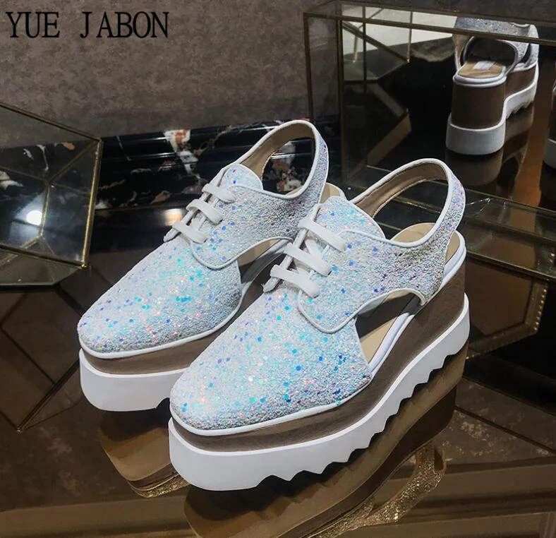 Summer New Women Flat Platform Sandal Shoes Slip on Sequins Ladies Casual Shoes Woman Thick Sole Cut-out Square Toe Sneakers 
Summer New Women Flat Platform Sandal Shoes Slip on Sequins Ladies Casual Shoes Woman Thick Sole Cut-out Square Toe Sneakers