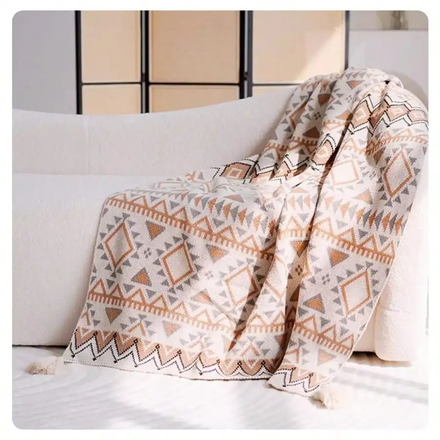Thickened Knitted Bohemian Lunch Break Blanket - For Office Nap/Sofa/Bedroom
Thickened Knitted Bohemian Lunch Break Blanket - For Office Nap/Sofa/Bedroom
