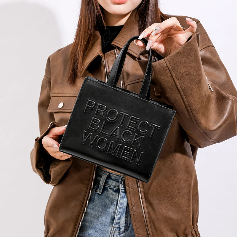 Practical Women's Tote Bag - Waterproof Leather Handbag With Zipper Closure & Multiple Interior Compartments
Practical Women's Tote Bag - Waterproof Leather Handbag With Zipper Closure & Multiple Interior Compartments