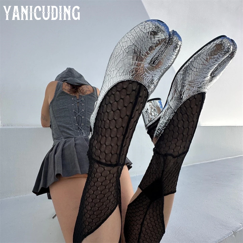 Back Strap Tabi High Heels Novelty Designer Style Fashion Women Footwear Cylindrical Heel Split Toe Leather Shoes Custom Colors
Back Strap Tabi High Heels Novelty Designer Style Fashion Women Footwear Cylindrical Heel Split Toe Leather Shoes Custom Colors