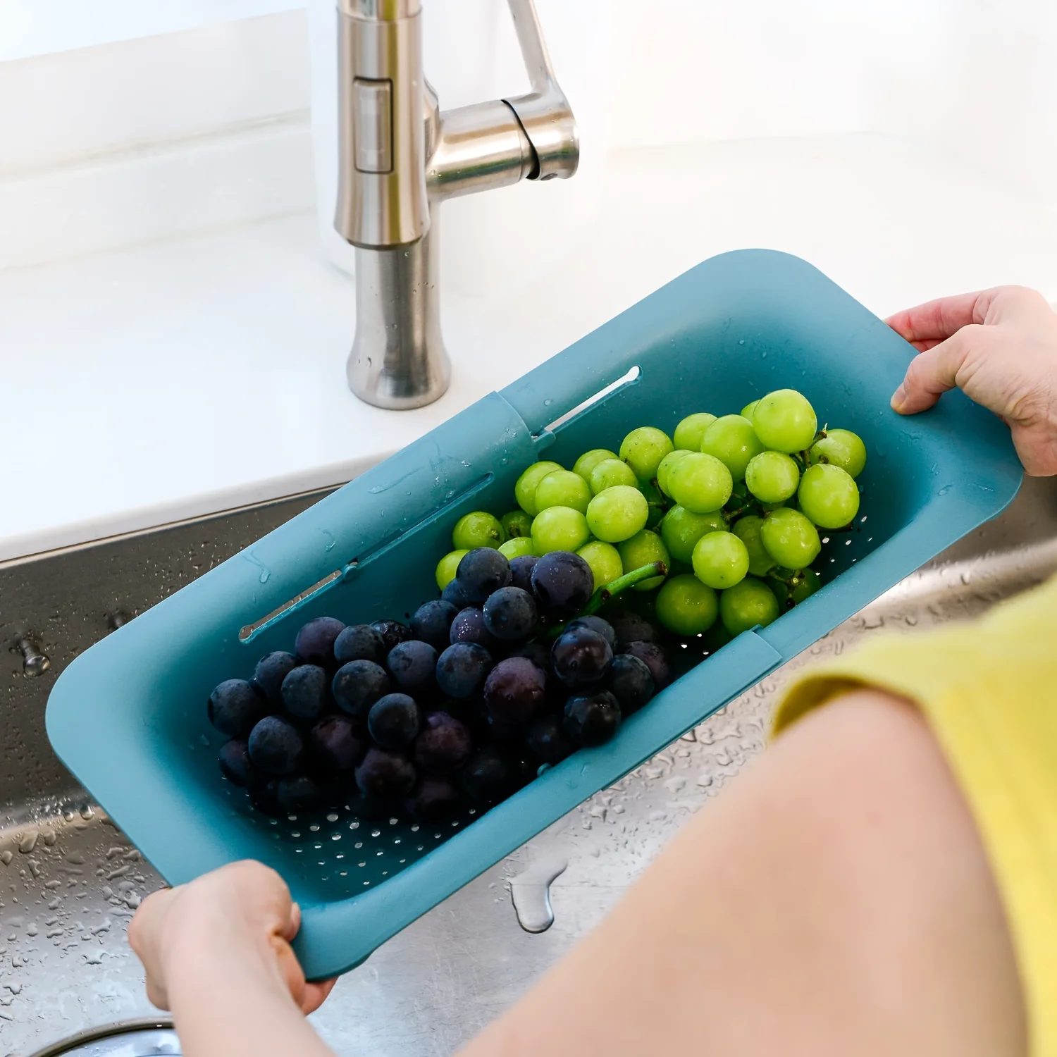 Collapsible Colander Strainer For Kitchen Sink - Space-Saving, Portable Food Drain Basket For Fruits, Vegetables, Pasta - Retrac
Collapsible Colander Strainer For Kitchen Sink - Space-Saving, Portable Food Drain Basket For Fruits, Vegetables, Pasta - Retrac