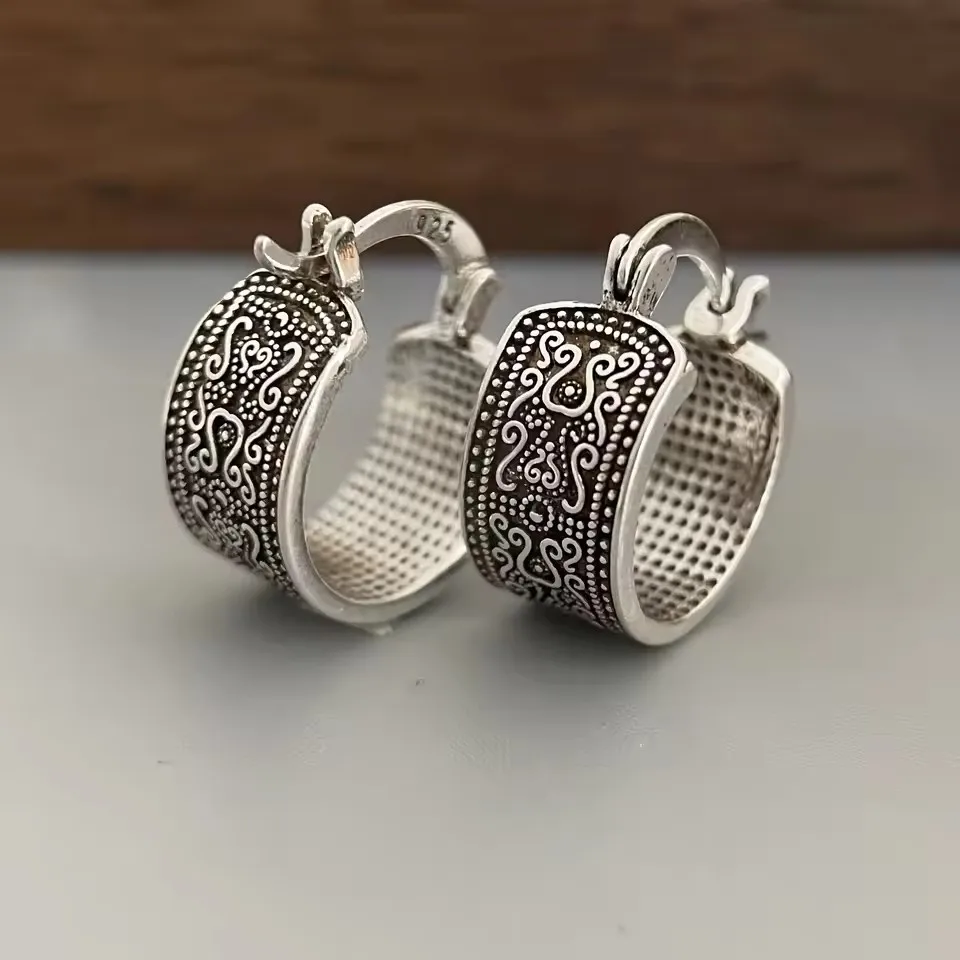 Женские серьги Sam Panda из стерлингового серебра 925 пробы, модные простые серьги в стиле ретро с цветком, ювелирные изделия, предотвращающие аллергию, аксессуары для вечеринок
Женские серьги Sam Panda из стерлингового серебра 925 пробы, модные простые серьги в стиле ретро с цветком, ювелирные изделия, предотвращающие аллергию, аксессуары для вечеринок