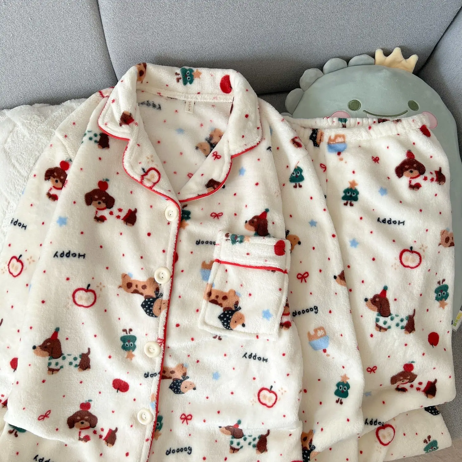 Kawaii Dog Printed Christmas Pajamas Women PJ Set Winter Warm Flannel Sleepwear Fluffy Button Dachshund Pajama Set Y2K New Year
Kawaii Dog Printed Christmas Pajamas Women PJ Set Winter Warm Flannel Sleepwear Fluffy Button Dachshund Pajama Set Y2K New Year