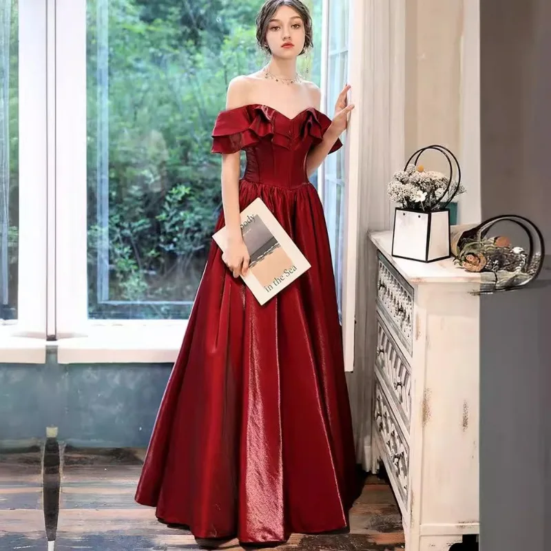 Fashionable Toast Dress for Bridal Marriage, Small Man, 2026Spring New Style, Retro Wine Red Covered Arm Evening Dress for Women
Fashionable Toast Dress for Bridal Marriage, Small Man, 2026Spring New Style, Retro Wine Red Covered Arm Evening Dress for Women