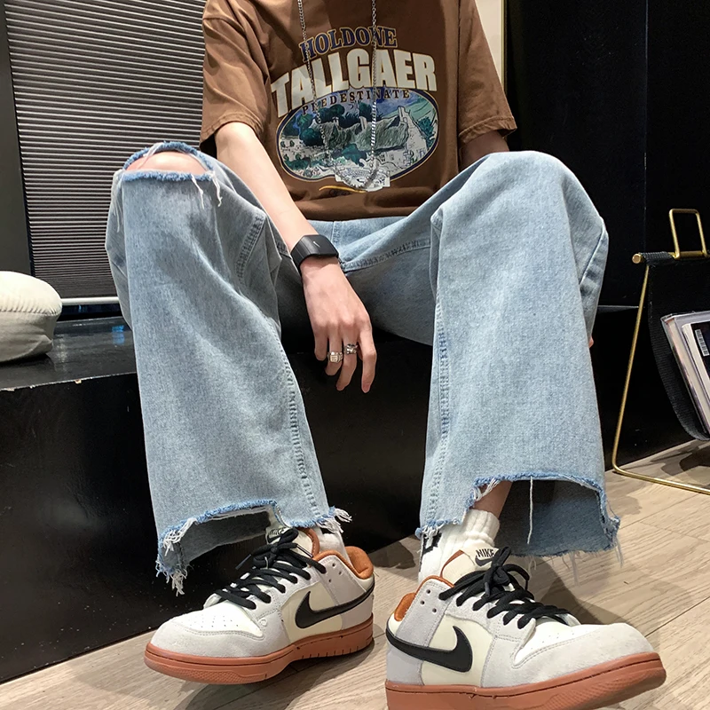 Trendy Loose Wide Leg Jeans for Men Youth Casual High Street CEC Brand Summer Faion Loose Loose Harem Pants for Boys
Trendy Loose Wide Leg Jeans for Men Youth Casual High Street CEC Brand Summer Faion Loose Loose Harem Pants for Boys