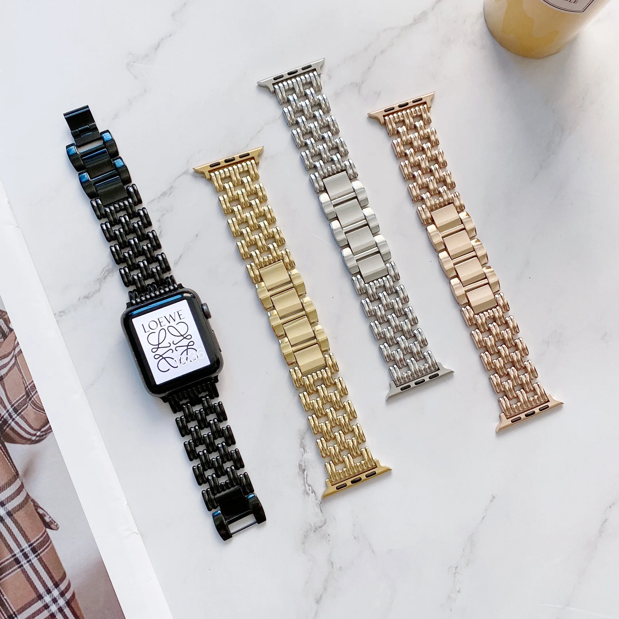 Metal strap For Apple watch band 45mm 41mm 44mm 42mm 40mm 38mm 49mm Link Bracelet Strap For iWatch series Ultra 8 7 6 54 SE Belt
Metal strap For Apple watch band 45mm 41mm 44mm 42mm 40mm 38mm 49mm Link Bracelet Strap For iWatch series Ultra 8 7 6 54 SE Belt