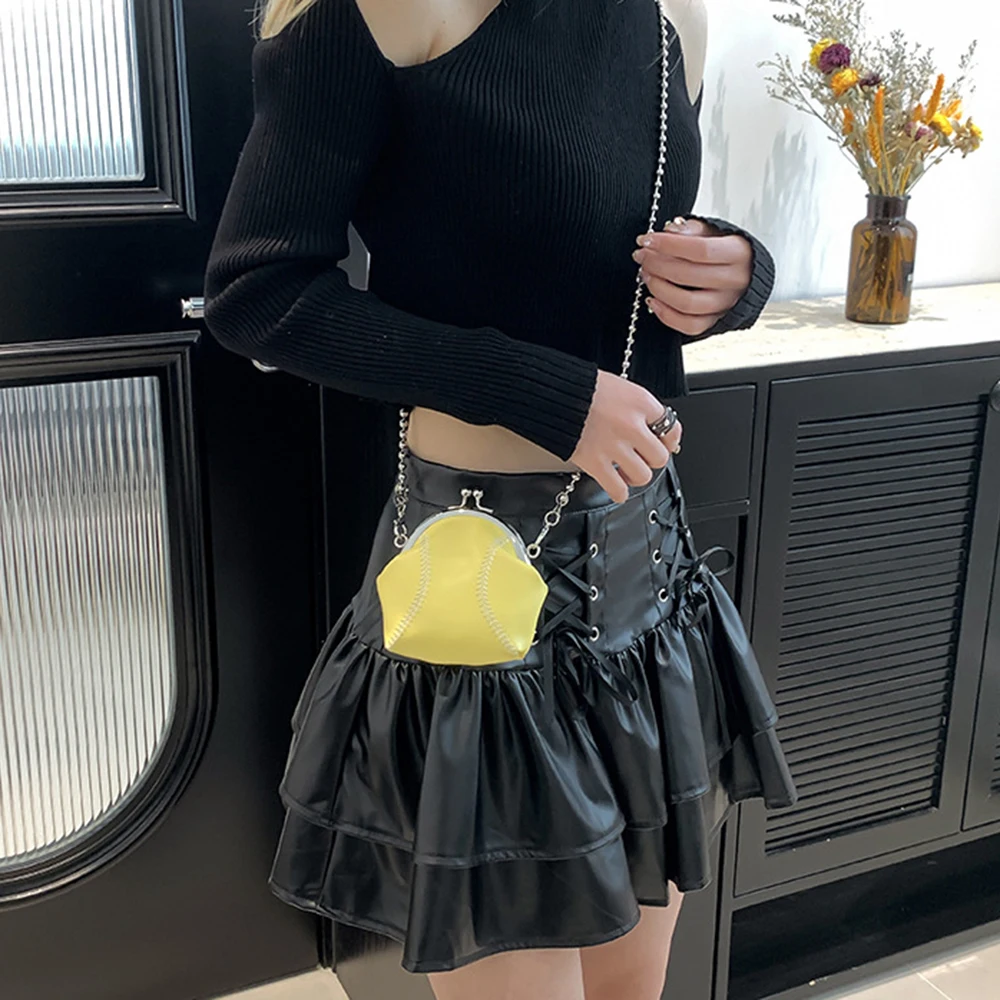 PU Leather Mini Shell Bag Funny Baseball Design Personalized Chain Lipstick Storage Bag Lightweight Korean Style
PU Leather Mini Shell Bag Funny Baseball Design Personalized Chain Lipstick Storage Bag Lightweight Korean Style