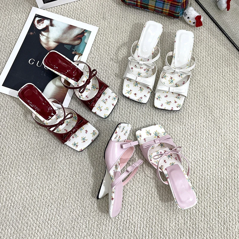 Designer Summer Women Open Toe Slippers Fashion Butterfly-knot High Heel Slide Ladies Outdoor Party Dress Shoes
Designer Summer Women Open Toe Slippers Fashion Butterfly-knot High Heel Slide Ladies Outdoor Party Dress Shoes