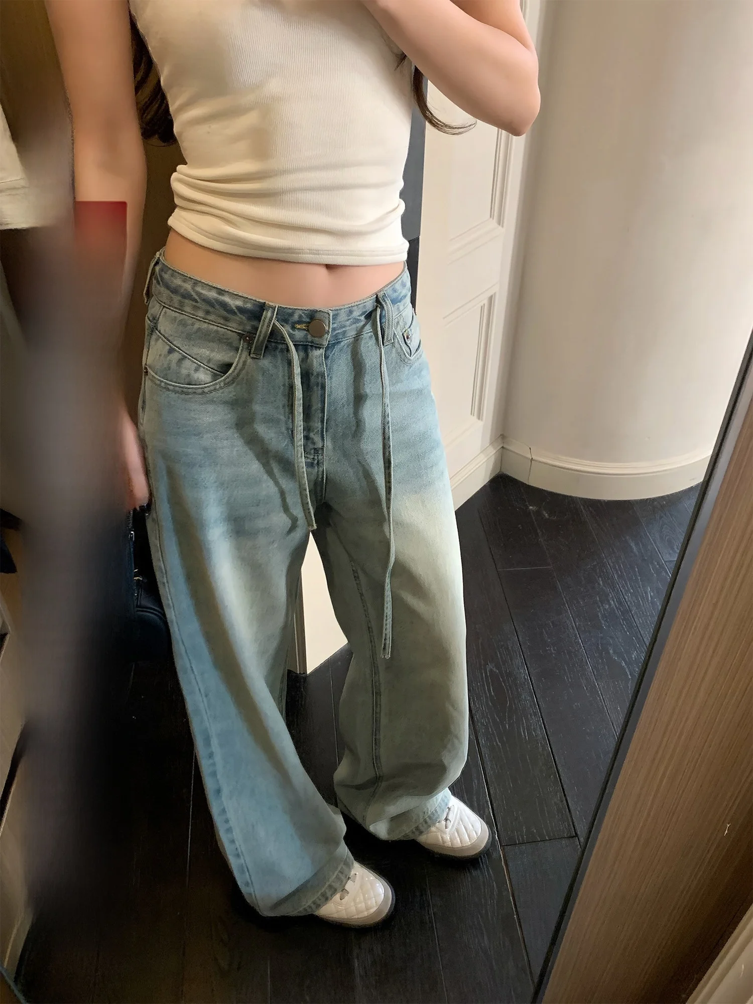 Hhyii Vintage High Waist Drawstring Denim Pants Women's Spring Korean Style Wide Leg Pants Drapey Versatile Long Trousers
Hhyii Vintage High Waist Drawstring Denim Pants Women's Spring Korean Style Wide Leg Pants Drapey Versatile Long Trousers