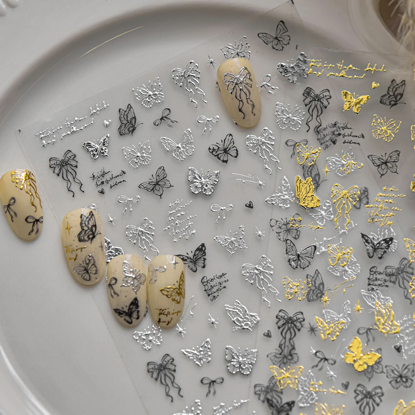 Delicate Glossy Gold Silver Black Hollow Butterfly Ribbon Bow Adhesive Nail Art Stickers Decals Manicure Fine Ornaments
Delicate Glossy Gold Silver Black Hollow Butterfly Ribbon Bow Adhesive Nail Art Stickers Decals Manicure Fine Ornaments