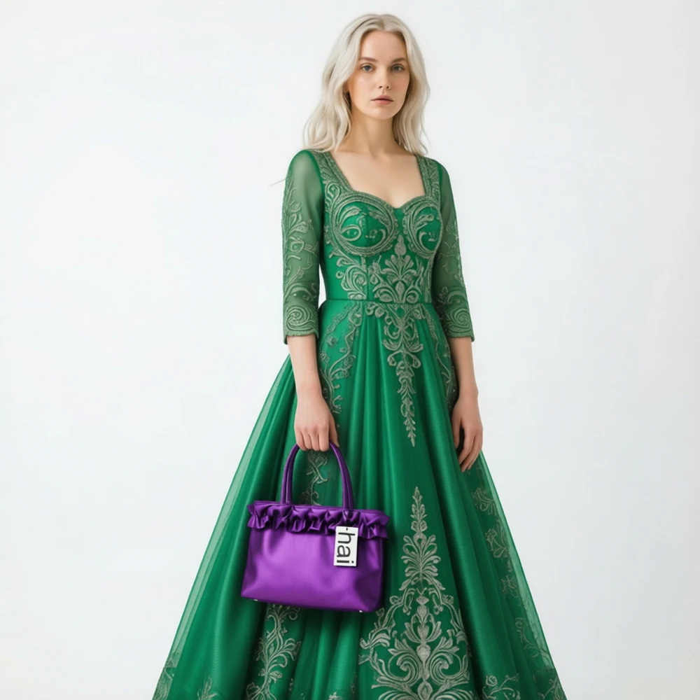 Luxury Women's Silk Satin Wrinkle Tote Bag, Designer Clutch for Evening Party/Prom/Wedding, Ideal Gift Accessory
Luxury Women's Silk Satin Wrinkle Tote Bag, Designer Clutch for Evening Party/Prom/Wedding, Ideal Gift Accessory