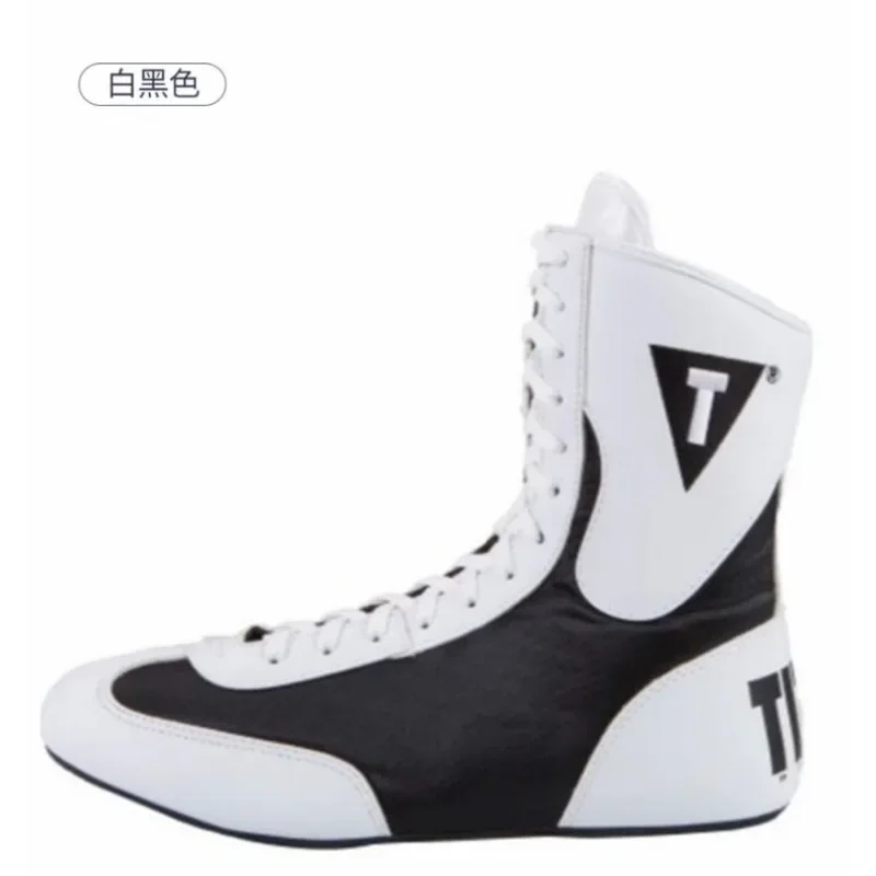 Новинка 2026, спортивная боевая обувь для соревнований, высококачественные боксерские боевые ботинки, удобные противоскользящие борцовские кроссовки
Новинка 2026, спортивная боевая обувь для соревнований, высококачественные боксерские боевые ботинки, удобные противоскользящие борцовские кроссовки